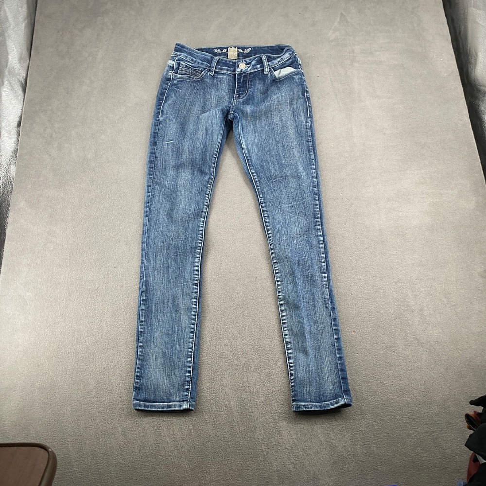 NV Jeans Womens Size 9 Medium Wash Denim Stretch Straight Leg Embroidered Blue